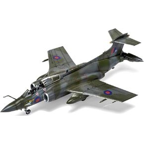 Airfix Blackburn Buccaneer S.2B 1:72 RAF Military Aviation Plastic Model Kit A06022