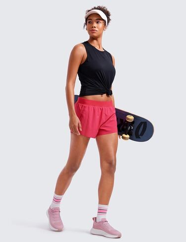 شورت CRZ YOGA الرياضي للجري للنساء على شكل حرف V، شورت رياضي خفيف الوزن للتمارين الرياضية مع بطانة in Kuwait