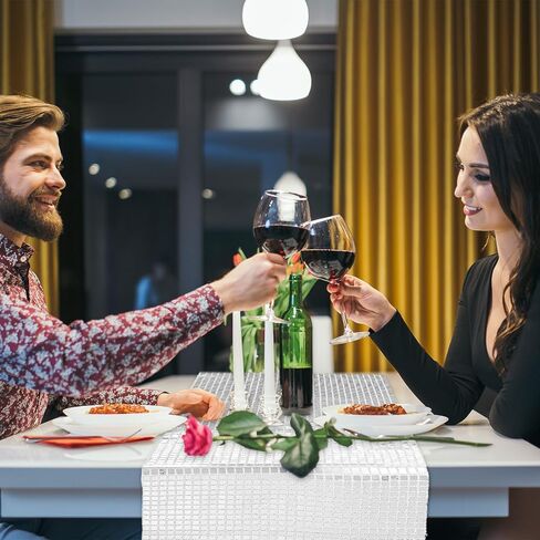 4 عبوات من مفرش طاولة الديسكو اللامع الفضي، مقاس 11.8x70.87 بوصة ديكور حفلات ترتر مرآة لموضوع السبعينيات والثمانينيات وأعياد الميلاد والعزوبية والزفاف in Kuwait