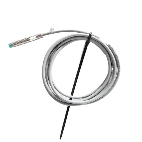 NBN3-8GM50-E0 استخدام مفتاح القرب الاستقرائي للسلالم المتحركة لأجزاء الاستشعار الكهروضوئية قياس سرعة التبديل in Kuwait