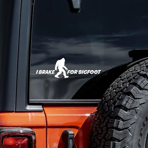 I Brake for Bigfoot ملصق فينيل لاصق للسيارات والشاحنات والكمبيوتر المحمول على الحائط | أبيض | 5.5 بوصة × 1 بوصة in Kuwait