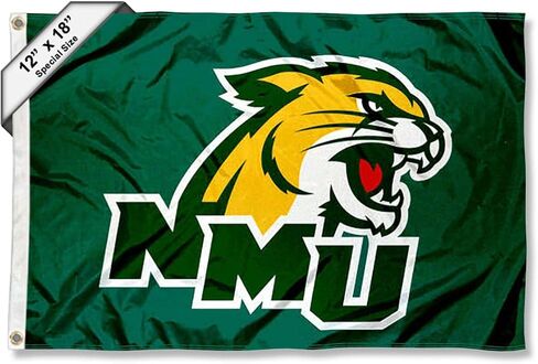 NMU Wildcats Boat والعلم البحري in Kuwait