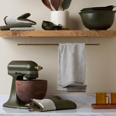 مجموعة مناشف مطبخ كبيرة الحجم من KitchenAid® Evergreen Design Series ثقيلة الوزن مكونة من 3 قطع، ماصة 100% قطن، مزدوجة الأغراض، أخضر غابي عميق، 18 بوصة × 28 بوصة in Kuwait