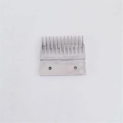 مشط السلالم المتحركة AL قطع غيار المصعد قطع غيار الرفع 2L08785A L108mm W100mm فتحة المساحة 60 مم CTR 108 * 100 * 60 مم 12T in Kuwait
