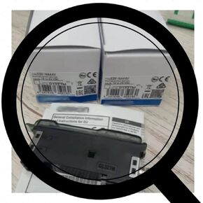 جديد E3X-NA44V الكهروضوئية التبديل مضخم الألياف الضوئية 12-24VDC LCHSZLG in Kuwait