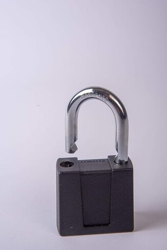 قفل مجموعة Sesamee K5003/4 ذو 4 أقراص سفلية قابلة لإعادة الضبط مع تكبل فولاذي مقوى مقاس 1 بوصة و10,000 مجموعة محتملة in Kuwait