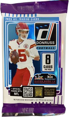بطاقات التداول لمجموعة التجزئة 2025 Donruss Football NFL + Toploader وStreetCards Magnet! ابحث عن وسط المدينة! in Kuwait