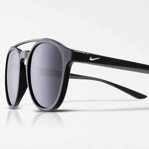 نظارة شمسية Nike EV1203-001 Kismet بإطار أسود اللون، عدسة رمادية داكنة in Kuwait