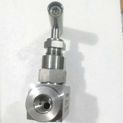 High Pressure 1/4" Female Shut Off Needle Valve Crane 2300 PSI 304 Stainless Flow Control in Kuwait