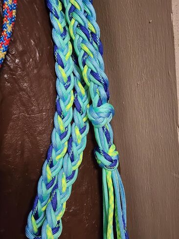 حبل للرقبة بدون لجام Liberty Horse Tack مضفر يدويًا باللون الأزرق الفاتح/الأخضر من KatzHorseWear هدية حصان | استمتع بالركوب مجانًا، واستمتع بالركوب المتصل بحصانك in Kuwait