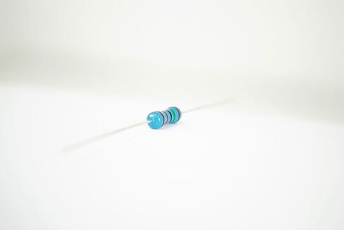 TEMCo 5 LOT Start Capacitor Resistor for 110v 125v 220v 250v 330v Capacitors in Kuwait