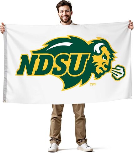 علم مطبوع من North Dakota State Bison College Sports - مرخص من الرابطة الوطنية لرياضة الجامعات (NCAA) - نايلون - لافتة مدرسية (أبيض، أخضر، ذهبي) (3 × 5 بوصات) in Kuwait