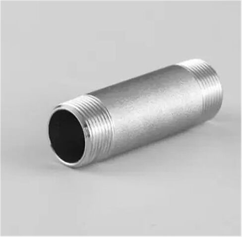 3/8 "NPT ذكر 304 الفولاذ المقاوم للصدأ 100 مللي متر طول برميل الحلمة وصلة أنابيب مزورة 2000 PSI زيت الغاز المائي in Kuwait