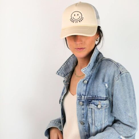 Women's Relaxed Fit Adjustable Snap Back Cap Gorras Lids Branded USA Classis Trucker Baseball Cap Sun Mesh Back in Saudi Arabia