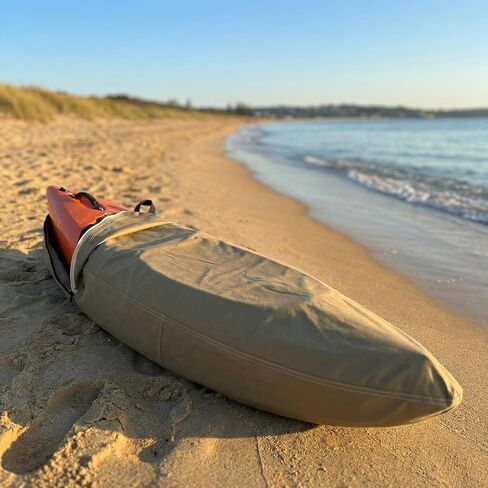غطاء Deosk Kayak بطول 16-18 قدم للتخزين في الهواء الطلق، أغطية تجديف مقاومة للماء والرياح للتخزين الداخلي/الخارجي - غطاء واقٍ للقوارب عالي التحمل 420D مع مقبض وسحاب (كاكي) in Kuwait