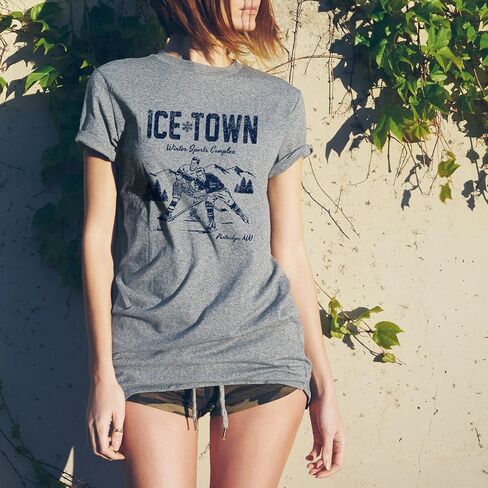 UGP Campus Apparel Ice Town - تي شيرت محاكاة ساخرة لمجمع الرياضات الشتوية التلفزيوني المضحك in Kuwait