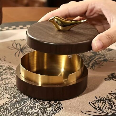 A Stylish And Elegant Ashtray for The Tabletop, Perfect for Home Use Or in The Car, Featuring a Lid And a Vintage Aesthetic, Making It an Ideal Gift for The Homeowner in Kuwait