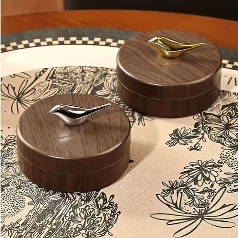 A Stylish And Elegant Ashtray for The Tabletop, Perfect for Home Use Or in The Car, Featuring a Lid And a Vintage Aesthetic, Making It an Ideal Gift for The Homeowner in Kuwait