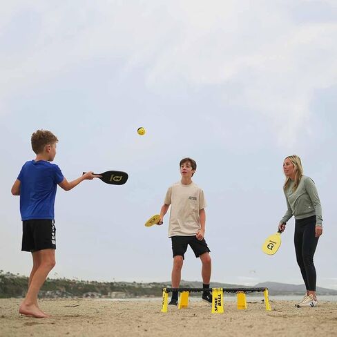 مجموعة ألعاب Spikeball 3-Ball الأصلية Roundnet مع حزمة ملحقات Spikepaddle المكونة من 4 قطع in Kuwait