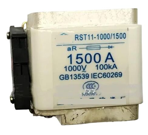 Fuses: RST11-1500 AC1000V 1500A BC100KA RST11-1000/15000 1000V STF1 1500V 1250A aR(STF1 1500V 1250A) in Kuwait