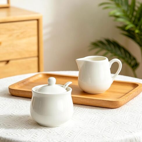 مجموعة السكر والمبيضة الخزفية - طقم أبيض مكون من 3 قطع مع وعاء سكر سعة 7 أونصة، وإبريق كريمة سعة 7 أونصة، وملعقة - مجموعة تقديم القهوة للكونترتوب أو المطبخ (مجموعة السكر والمبيضة) in Kuwait