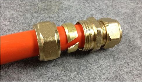 H58 نحاس DN15 DN20 أنثى BSPP موضوع الكوع Pex 1216/1418/2025 تركيبات أنابيب الألومنيوم لتدفئة الأرضية (نحاس، 125 * 90 مم) in Kuwait