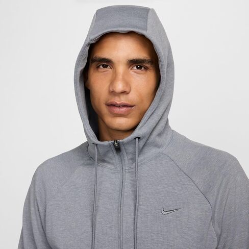 هودي Nike Primary Fleece للرجال ذو القلنسوة Dri-FIT UV بسحاب كامل للأداء in Kuwait