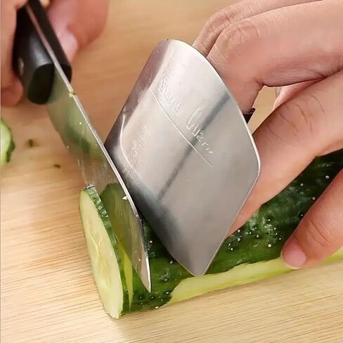Stainless Steel Finger Guard for Cutting, Adjustable Anti-Cut Kitchen Hand Shield, Reusable Metal Finger Protector for Chopping Vegetables, Fruit, Meat, Slicing, Dicing & Meal Prep in Saudi Arabia