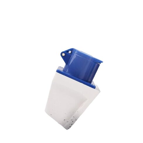 مقبس صناعي مكشوف 3 ثقوب 16A3X16A طيران مقاوم للماء IP44 ZQ-113 in Kuwait