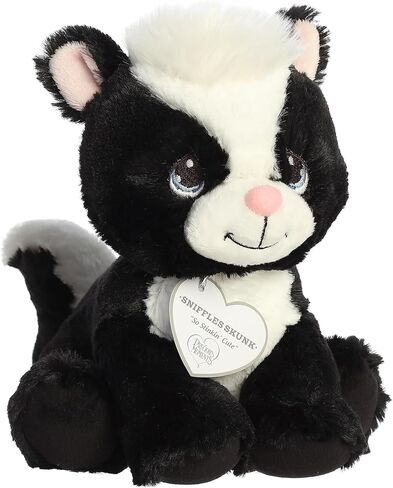 حيوان محشو من Aurora® Adorable Precious Moments™ Sniffles Skunk - لعبة دافئة لراحة الأطفال - للهدايا العاطفية وأعياد الميلاد والكبار - أسود 8 بوصات in Kuwait