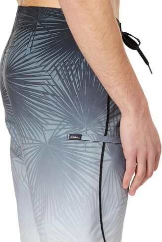 ملابس سباحة رجالي من O'NEILL Hyperfreak Heat S-Seam Fade 21، رمادي، 36 in Saudi Arabia