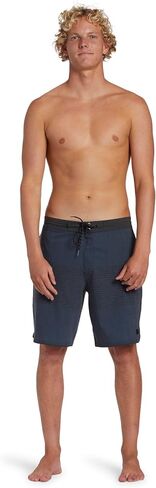 Billabong Men's Standard 73 Lt in Saudi Arabia
