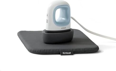 Cricut EasyPress Mini Heat Press - For Pressing Small Objects Like Shoes, Stuffed Animals, Hats & More - 3 Heat Settings & Precision Tip - Ceramic-Coated Heat Plate - Compact & Lightweight - Raspberry in Kuwait