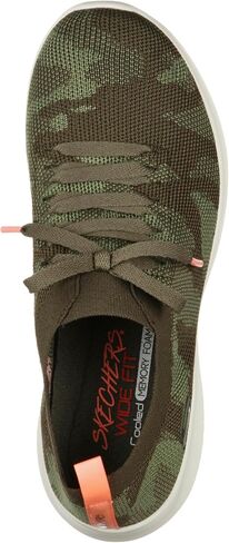 حذاء رياضي Skechers Ultra Flex-Wild Pursue للنساء in Kuwait