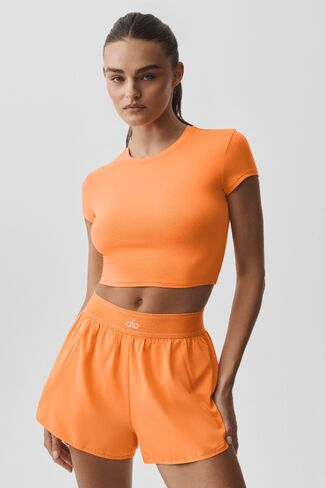 Alo Yoga Alosoft Crop Finesse Short Sleeve - Satsuma Breeze in Kuwait