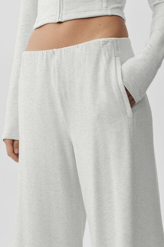 Alo Yoga Sway Mid-Rise On The Go Pant - White Heather in Kuwait