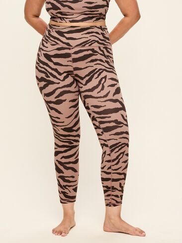 Old Navy High-Waisted StudioSmooth 7/8 Leggings - Brown Animal in Kuwait