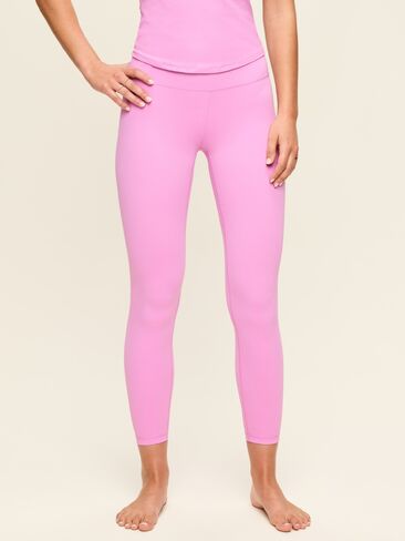 Old Navy High-Waisted StudioSmooth 7/8 Leggings - Orchid in Kuwait