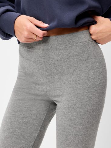 Old Navy High-Waisted Fashion Flare Leggings - Classic Gray in Kuwait