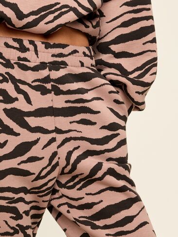 Old Navy High-Waisted Bounce Fleece Jogger Sweatpants - Animal Print in Kuwait