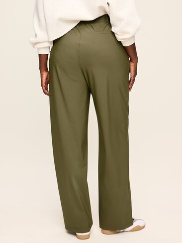 Old Navy High-Waisted SleekTech Trouser Pants - Hearthwood in Kuwait
