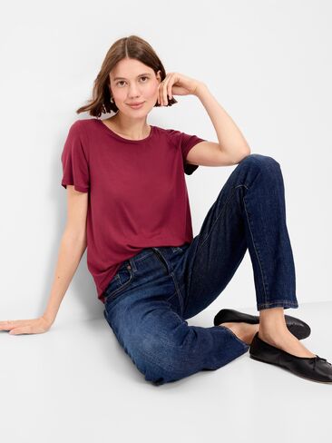 Old Navy Luxe Crew-Neck T-Shirt - Red Velvet in Kuwait