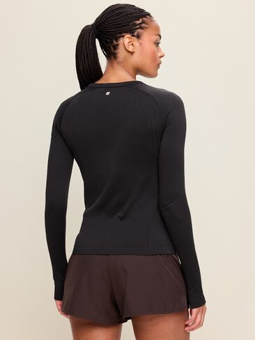 Old Navy Fluid Seamless Fitted Top - LS SEAMLESS BA:BLKJK666 in Kuwait