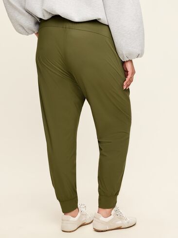 Old Navy High-Waisted SleekTech Joggers - Hearthwood in Kuwait
