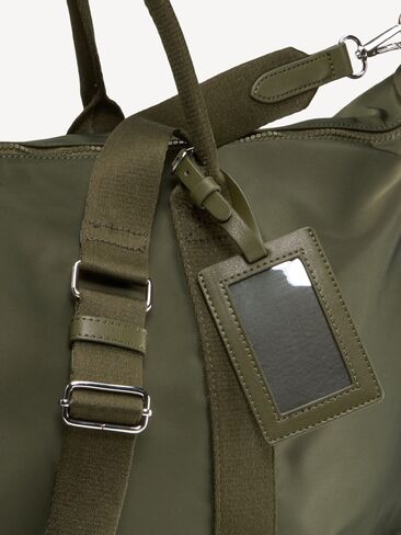 Old Navy Weekender Bag - Hearthwood in Kuwait
