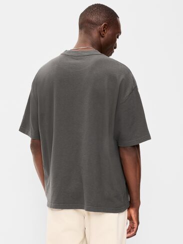 Old Navy Oversized Heavyweight Garment-Washed T-Shirt - Panthers in Kuwait