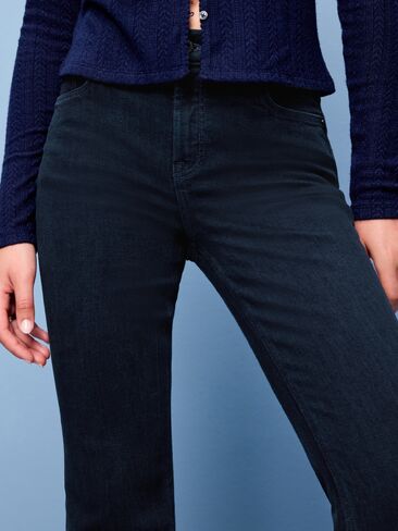 Old Navy High-Waisted Flare Jeans - Sue in Kuwait