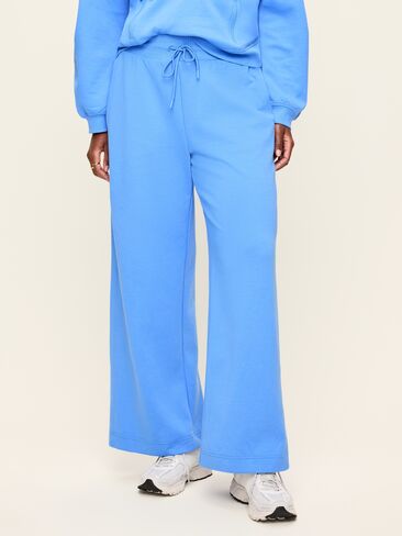 Old Navy Extra High-Waisted Dynamic Fleece Wide-Leg Sweatpants - Cloisonne in Kuwait