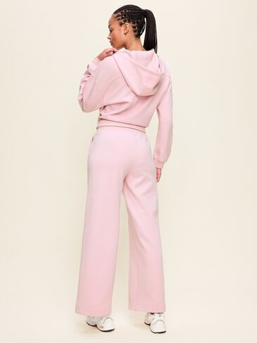 Old Navy Extra High-Waisted Dynamic Fleece Wide-Leg Sweatpants - Fairytale Rose in Kuwait