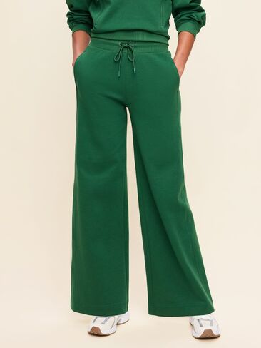 Old Navy Extra High-Waisted Dynamic Fleece Wide-Leg Sweatpants - Field Of Greens in Kuwait